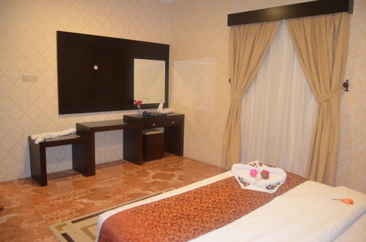 تولاي بارك Aparthotel อัลโคห์บาร์ ภายนอก รูปภาพ