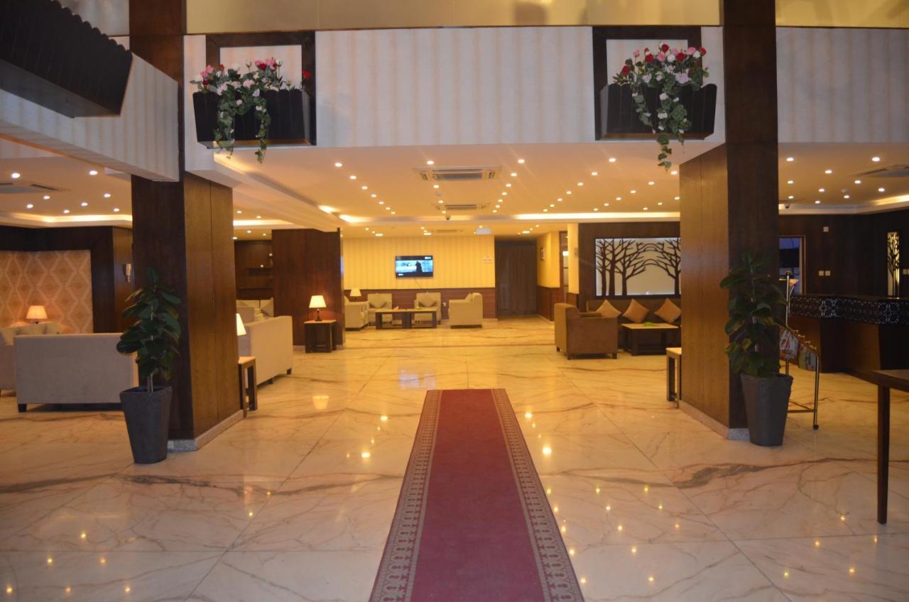 تولاي بارك Aparthotel อัลโคห์บาร์ ภายนอก รูปภาพ