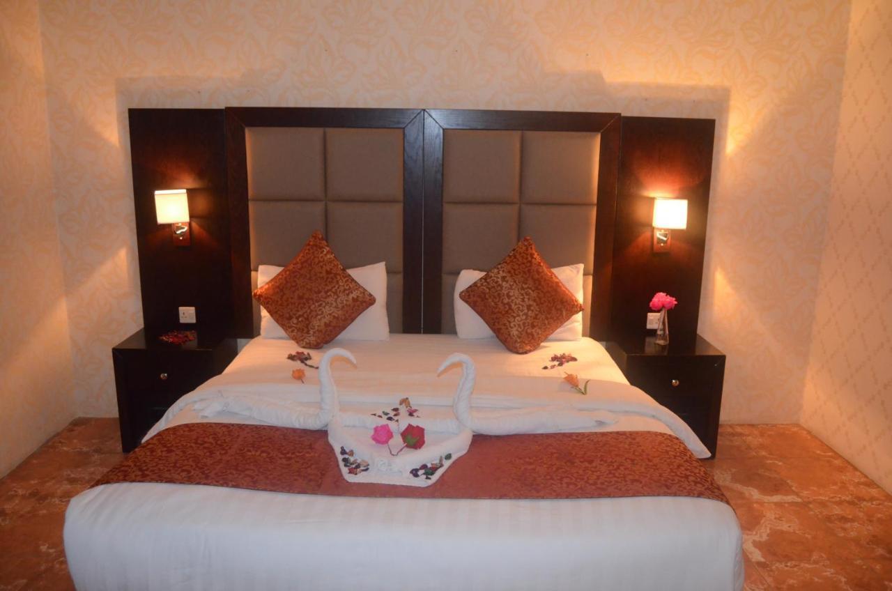 تولاي بارك Aparthotel อัลโคห์บาร์ ภายนอก รูปภาพ