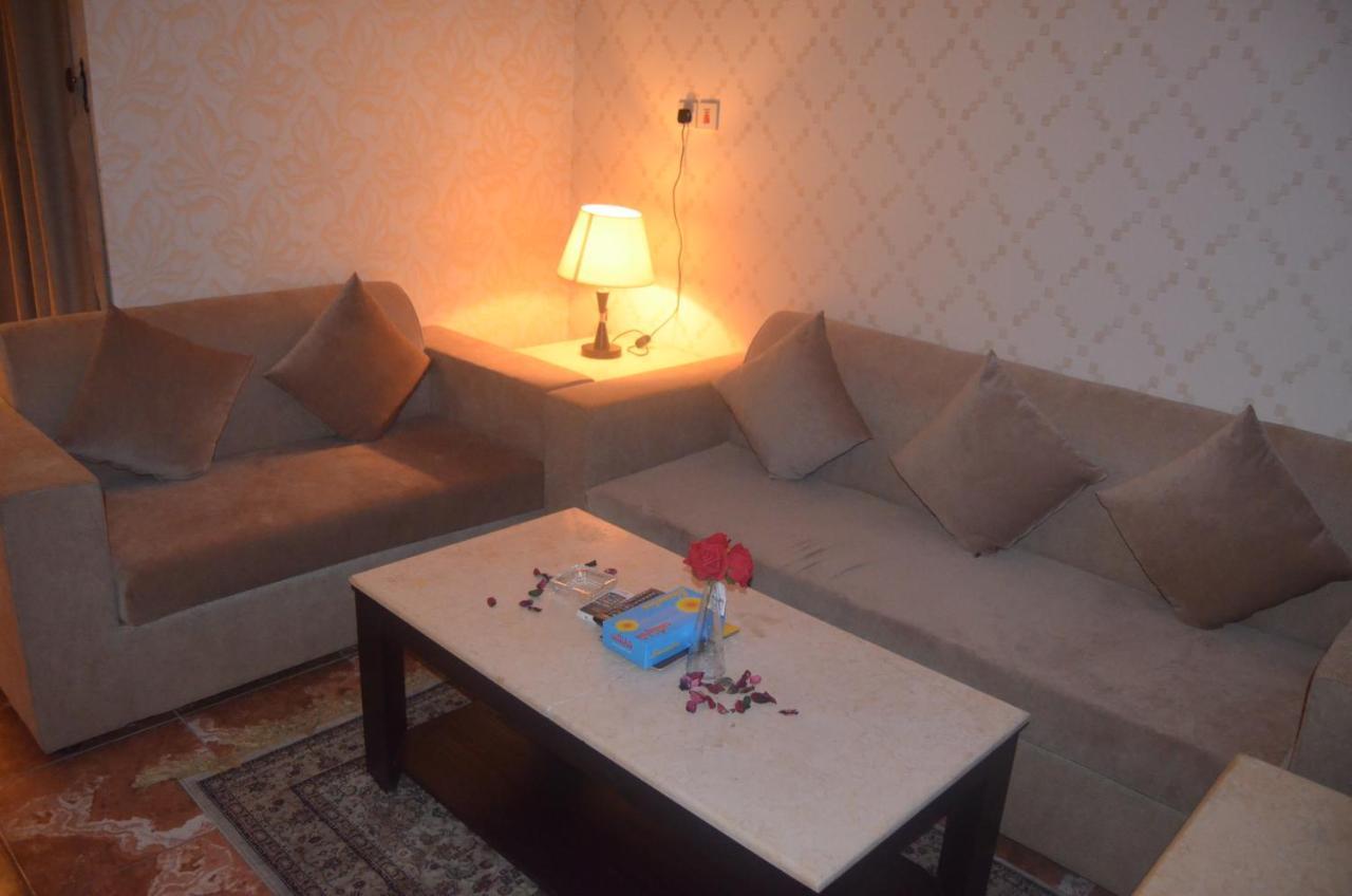 تولاي بارك Aparthotel อัลโคห์บาร์ ภายนอก รูปภาพ